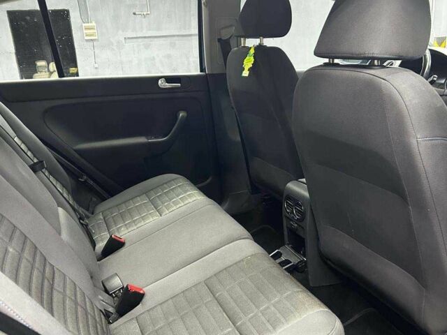 Фольксваген Гольф Плюс 2007 в Черновцах на Automoto.ua Синий Фольксваген Гольф Плюс, объемом двигателя 1.4 л и пробегом 195 тыс. км за 5300 $, фото 12 на Automoto.ua