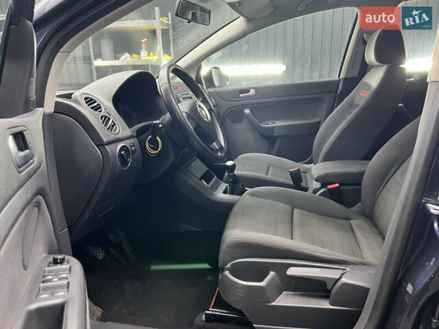 Синій Фольксваген Golf Plus, об'ємом двигуна 0 л та пробігом 220 тис. км за 5700 $, фото 9 на Automoto.ua