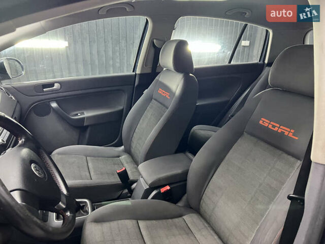 Синій Фольксваген Golf Plus, об'ємом двигуна 0 л та пробігом 220 тис. км за 5700 $, фото 10 на Automoto.ua