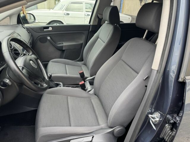 Синий Фольксваген Гольф Плюс, объемом двигателя 1.6 л и пробегом 191 тыс. км за 5999 $, фото 10 на Automoto.ua