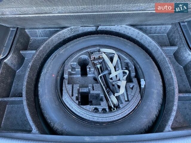 Синій Фольксваген Golf Plus, об'ємом двигуна 1.4 л та пробігом 314 тис. км за 4700 $, фото 34 на Automoto.ua