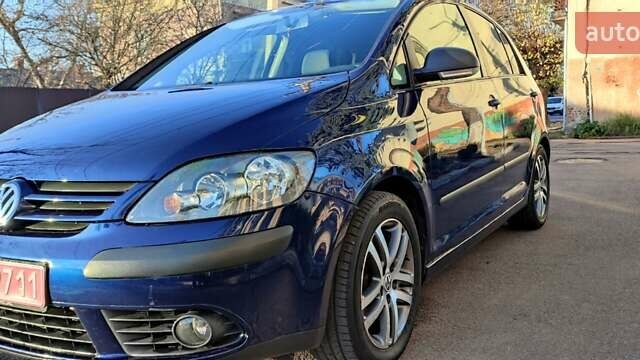 Синий Фольксваген Гольф Плюс, объемом двигателя 1.6 л и пробегом 226 тыс. км за 5700 $, фото 20 на Automoto.ua