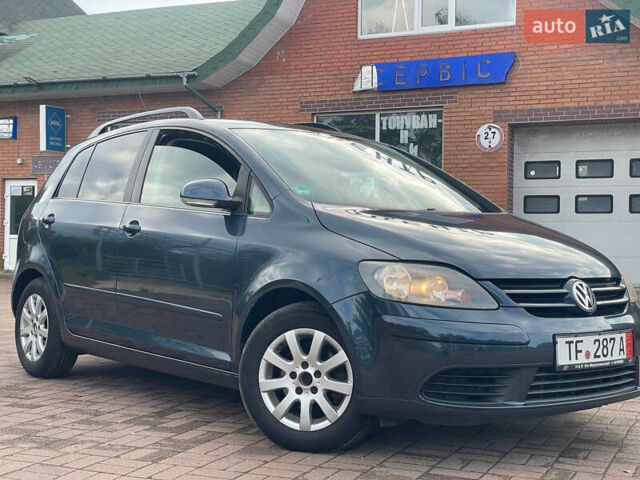 Синий Фольксваген Гольф Плюс, объемом двигателя 1.6 л и пробегом 195 тыс. км за 6898 $, фото 1 на Automoto.ua