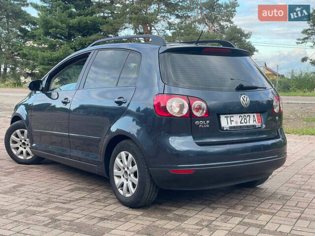 Синий Фольксваген Гольф Плюс, объемом двигателя 1.6 л и пробегом 195 тыс. км за 6898 $, фото 4 на Automoto.ua