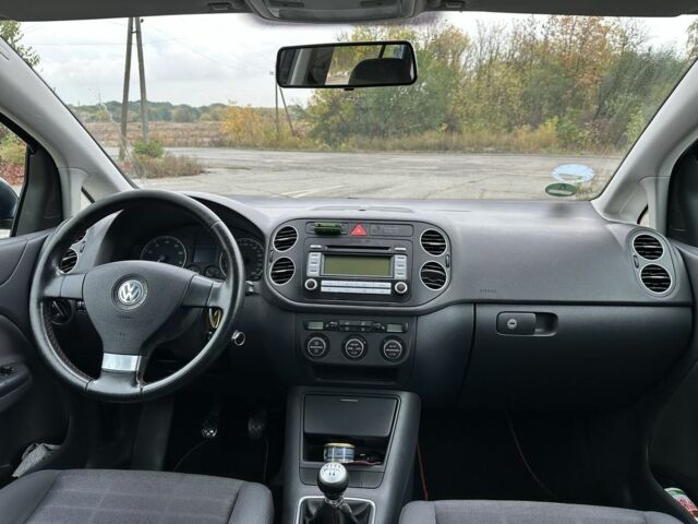 Фольксваген Гольф Плюс 2007 в Корсунь-Шевченковском на Automoto.ua Синий Фольксваген Гольф Плюс, объемом двигателя 1.6 л и пробегом 220 тыс. км за 5799 $, фото 6 на Automoto.ua