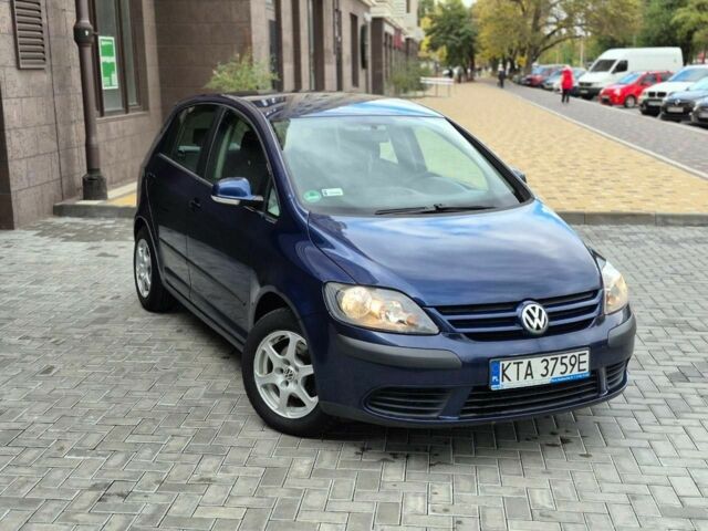 Синій Фольксваген Golf Plus, об'ємом двигуна 1.9 л та пробігом 315 тис. км за 2751 $, фото 11 на Automoto.ua