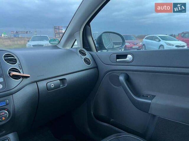 Синий Фольксваген Гольф Плюс, объемом двигателя 1.4 л и пробегом 170 тыс. км за 5290 $, фото 28 на Automoto.ua