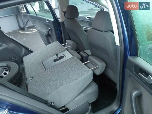 Синій Фольксваген Golf Plus, об'ємом двигуна 1.4 л та пробігом 190 тис. км за 6499 $, фото 27 на Automoto.ua