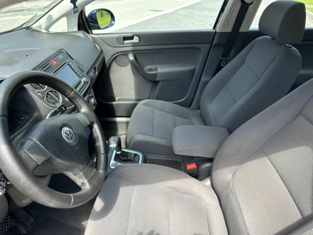 Синий Фольксваген Гольф Плюс, объемом двигателя 2 л и пробегом 244 тыс. км за 6500 $, фото 5 на Automoto.ua