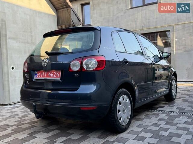 Синий Фольксваген Гольф Плюс, объемом двигателя 1.6 л и пробегом 217 тыс. км за 6200 $, фото 14 на Automoto.ua