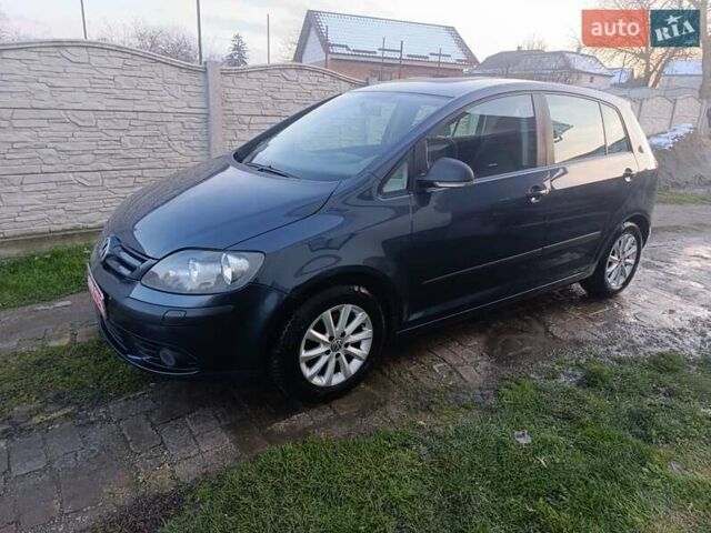 Синий Фольксваген Гольф Плюс, объемом двигателя 1.6 л и пробегом 162 тыс. км за 6500 $, фото 13 на Automoto.ua