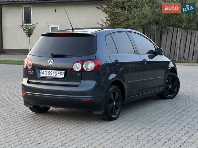 Синий Фольксваген Гольф Плюс, объемом двигателя 1.6 л и пробегом 195 тыс. км за 6200 $, фото 3 на Automoto.ua