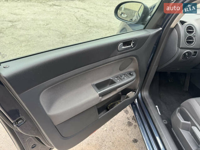 Синій Фольксваген Golf Plus, об'ємом двигуна 1.6 л та пробігом 191 тис. км за 5999 $, фото 13 на Automoto.ua