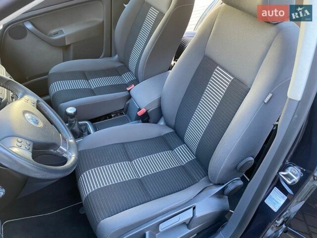 Синий Фольксваген Гольф Плюс, объемом двигателя 1.6 л и пробегом 83 тыс. км за 6700 $, фото 37 на Automoto.ua