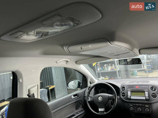 Синій Фольксваген Golf Plus, об'ємом двигуна 0 л та пробігом 220 тис. км за 5700 $, фото 22 на Automoto.ua