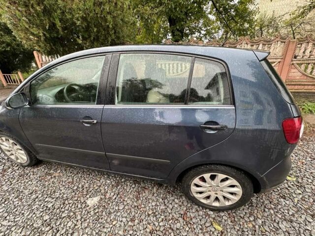 Синій Фольксваген Golf Plus, об'ємом двигуна 1.4 л та пробігом 230 тис. км за 6500 $, фото 3 на Automoto.ua