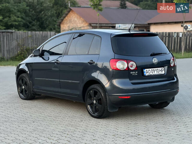 Синий Фольксваген Гольф Плюс, объемом двигателя 1.6 л и пробегом 195 тыс. км за 6200 $, фото 6 на Automoto.ua