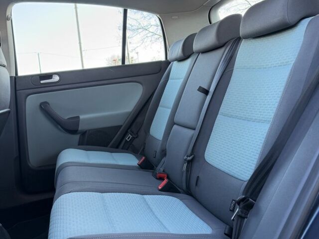 Синій Фольксваген Golf Plus, об'ємом двигуна 1.6 л та пробігом 209 тис. км за 6850 $, фото 10 на Automoto.ua