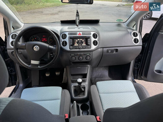 Синій Фольксваген Golf Plus, об'ємом двигуна 1.4 л та пробігом 212 тис. км за 7300 $, фото 30 на Automoto.ua
