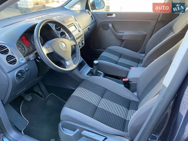 Синий Фольксваген Гольф Плюс, объемом двигателя 1.6 л и пробегом 83 тыс. км за 6700 $, фото 44 на Automoto.ua