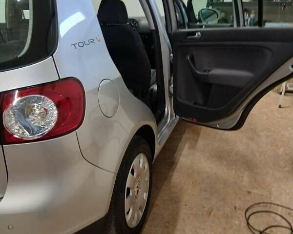 Синій Фольксваген Golf Plus, об'ємом двигуна 1.39 л та пробігом 231 тис. км за 6000 $, фото 3 на Automoto.ua