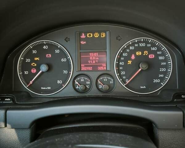 Синий Фольксваген Гольф Плюс, объемом двигателя 1.4 л и пробегом 202 тыс. км за 6500 $, фото 10 на Automoto.ua