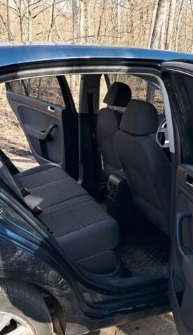 Синий Фольксваген Гольф Плюс, объемом двигателя 1.4 л и пробегом 168 тыс. км за 6300 $, фото 4 на Automoto.ua