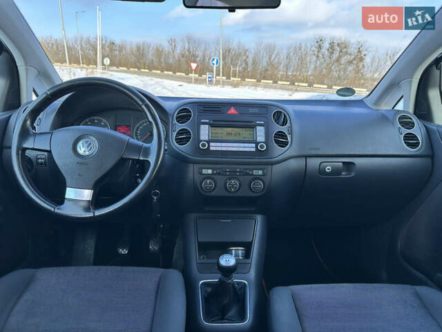 Синий Фольксваген Гольф Плюс, объемом двигателя 0 л и пробегом 227 тыс. км за 5950 $, фото 12 на Automoto.ua