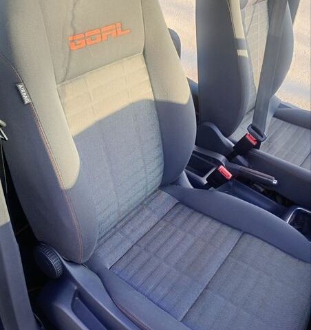 Синій Фольксваген Golf Plus, об'ємом двигуна 1.6 л та пробігом 240 тис. км за 5700 $, фото 12 на Automoto.ua