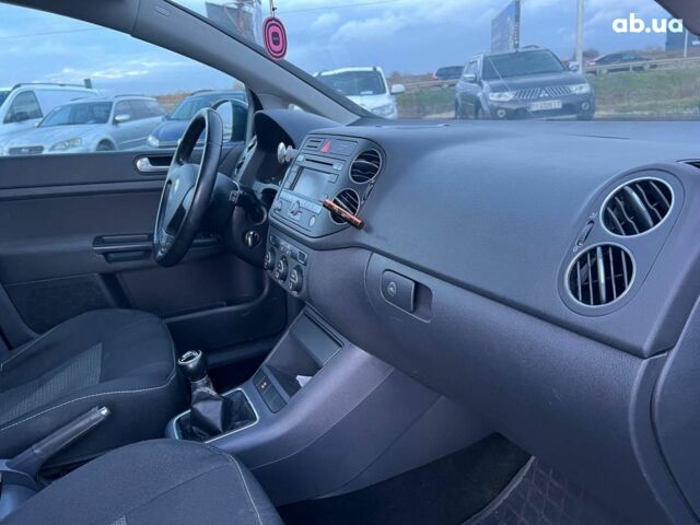 Синий Фольксваген Гольф Плюс, объемом двигателя 1.4 л и пробегом 170 тыс. км за 5290 $, фото 34 на Automoto.ua