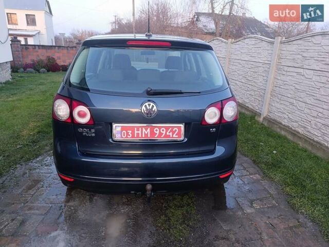 Синий Фольксваген Гольф Плюс, объемом двигателя 1.6 л и пробегом 162 тыс. км за 6500 $, фото 4 на Automoto.ua