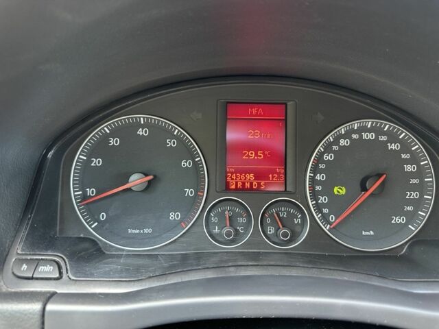 Синий Фольксваген Гольф Плюс, объемом двигателя 2 л и пробегом 244 тыс. км за 6500 $, фото 9 на Automoto.ua