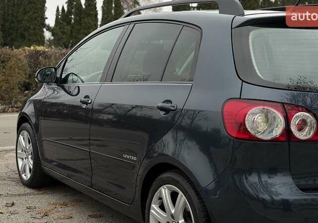 Синій Фольксваген Golf Plus, об'ємом двигуна 1.39 л та пробігом 198 тис. км за 6350 $, фото 12 на Automoto.ua