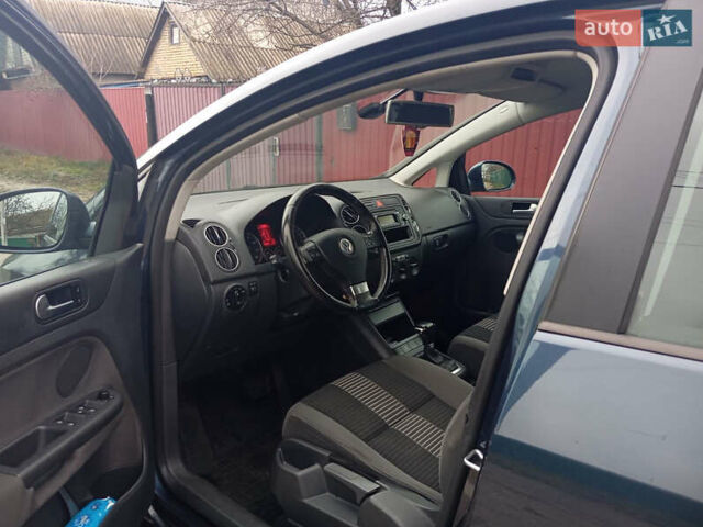 Синий Фольксваген Гольф Плюс, объемом двигателя 1.4 л и пробегом 219 тыс. км за 6900 $, фото 4 на Automoto.ua