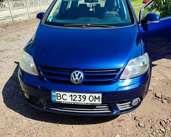 Синий Фольксваген Гольф Плюс, объемом двигателя 1.39 л и пробегом 220 тыс. км за 5900 $, фото 1 на Automoto.ua
