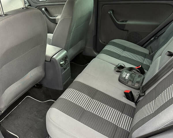 Синій Фольксваген Golf Plus, об'ємом двигуна 1.4 л та пробігом 228 тис. км за 6700 $, фото 40 на Automoto.ua