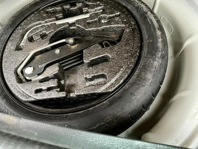 Синий Фольксваген Гольф Плюс, объемом двигателя 1.4 л и пробегом 200 тыс. км за 7500 $, фото 20 на Automoto.ua