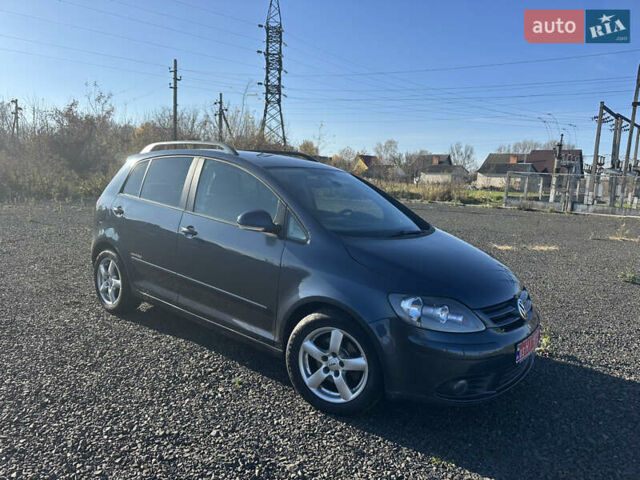 Синий Фольксваген Гольф Плюс, объемом двигателя 1.4 л и пробегом 156 тыс. км за 5550 $, фото 5 на Automoto.ua