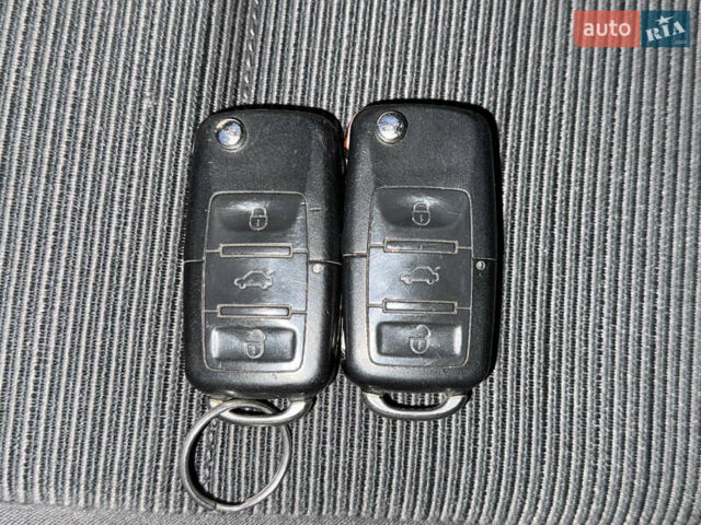 Синий Фольксваген Гольф Плюс, объемом двигателя 1.6 л и пробегом 241 тыс. км за 6700 $, фото 78 на Automoto.ua