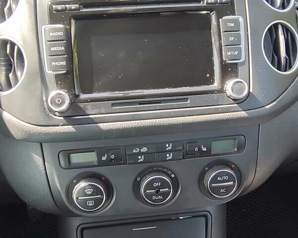 Синий Фольксваген Гольф Плюс, объемом двигателя 1.39 л и пробегом 220 тыс. км за 5900 $, фото 5 на Automoto.ua