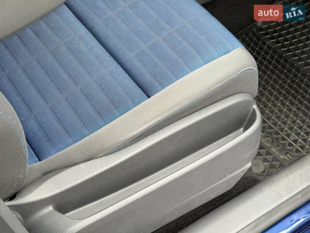 Синій Фольксваген Golf Plus, об'ємом двигуна 1.6 л та пробігом 153 тис. км за 7650 $, фото 75 на Automoto.ua