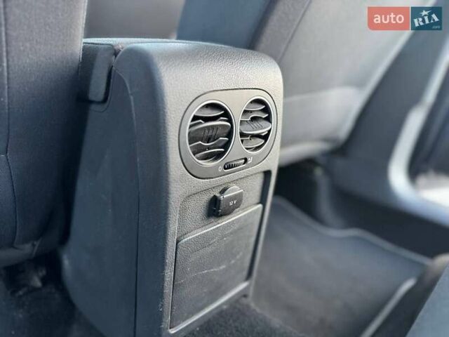 Синий Фольксваген Гольф Плюс, объемом двигателя 1.98 л и пробегом 215 тыс. км за 5999 $, фото 25 на Automoto.ua