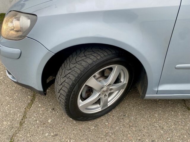 Синий Фольксваген Гольф Плюс, объемом двигателя 1.4 л и пробегом 200 тыс. км за 7500 $, фото 22 на Automoto.ua