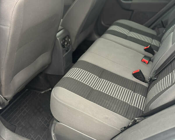 Фольксваген Гольф Плюс 2008 в Ахтырке на Automoto.ua Синий Фольксваген Гольф Плюс, объемом двигателя 1.39 л и пробегом 195 тыс. км за 5500 $, фото 11 на Automoto.ua