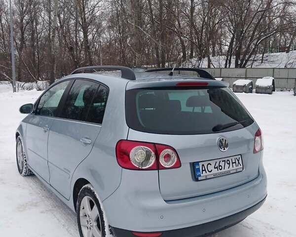 Синий Фольксваген Гольф Плюс, объемом двигателя 1.4 л и пробегом 170 тыс. км за 7800 $, фото 11 на Automoto.ua