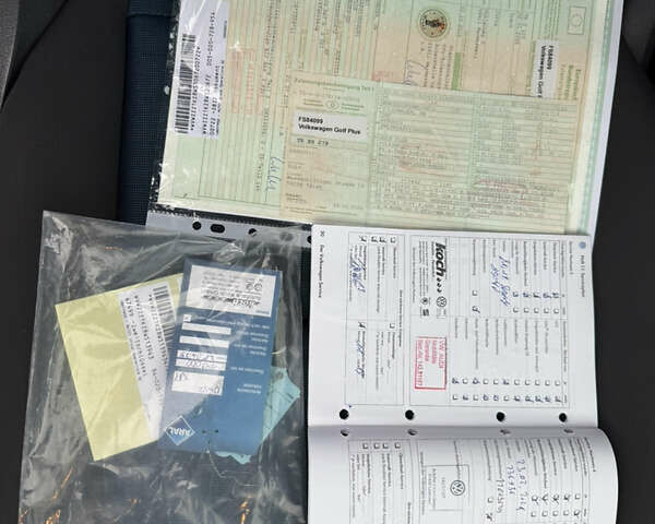 Синій Фольксваген Golf Plus, об'ємом двигуна 1.6 л та пробігом 153 тис. км за 7650 $, фото 86 на Automoto.ua