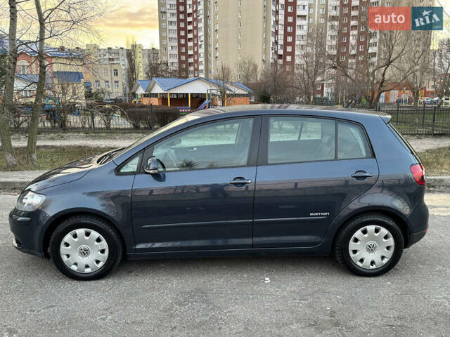 Синий Фольксваген Гольф Плюс, объемом двигателя 1.6 л и пробегом 241 тыс. км за 6700 $, фото 22 на Automoto.ua