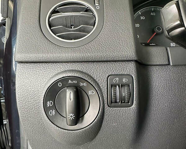 Синий Фольксваген Гольф Плюс, объемом двигателя 1.4 л и пробегом 226 тыс. км за 6750 $, фото 28 на Automoto.ua