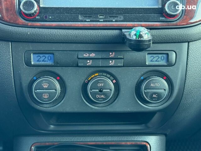 Синій Фольксваген Golf Plus, об'ємом двигуна 1.6 л та пробігом 215 тис. км за 7490 $, фото 27 на Automoto.ua