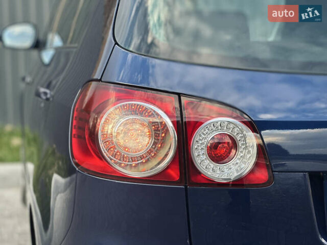 Синий Фольксваген Гольф Плюс, объемом двигателя 1.6 л и пробегом 174 тыс. км за 6350 $, фото 28 на Automoto.ua